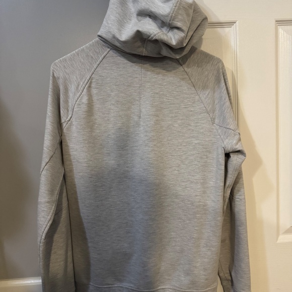 Lululemon pullover - Picture 2 of 2